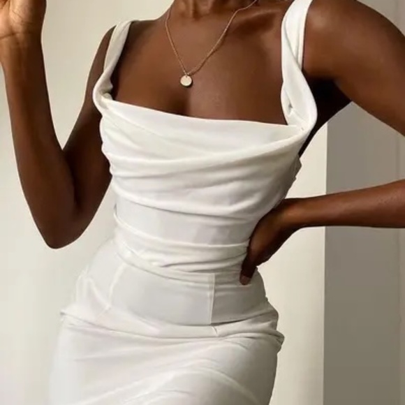 House of CB White Dress - Picture 4 of 8